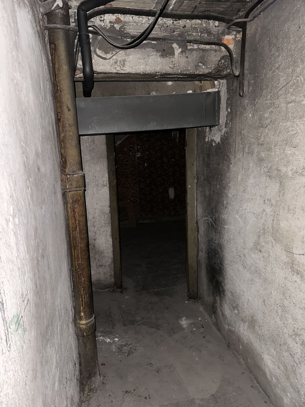 Le couloir du sous-sol